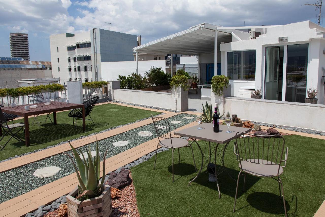 Апартаменты Gorgeous Penthouse With Private Jacuzzi And Amazing View! Афины Экстерьер фото